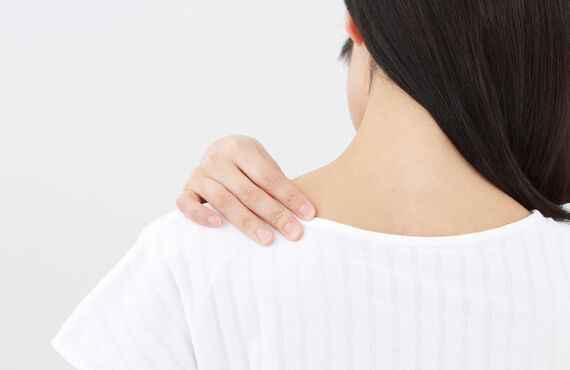 辛い肩こりでお悩みの方に手を差しのべております | 成増で評判の良い整骨院をお探しなら駅近のいつき整骨院へ